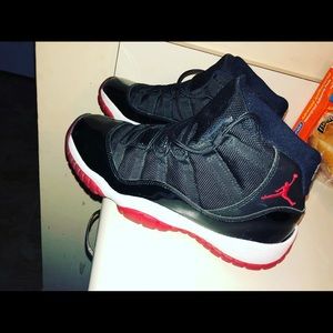 Bred 11s grade school